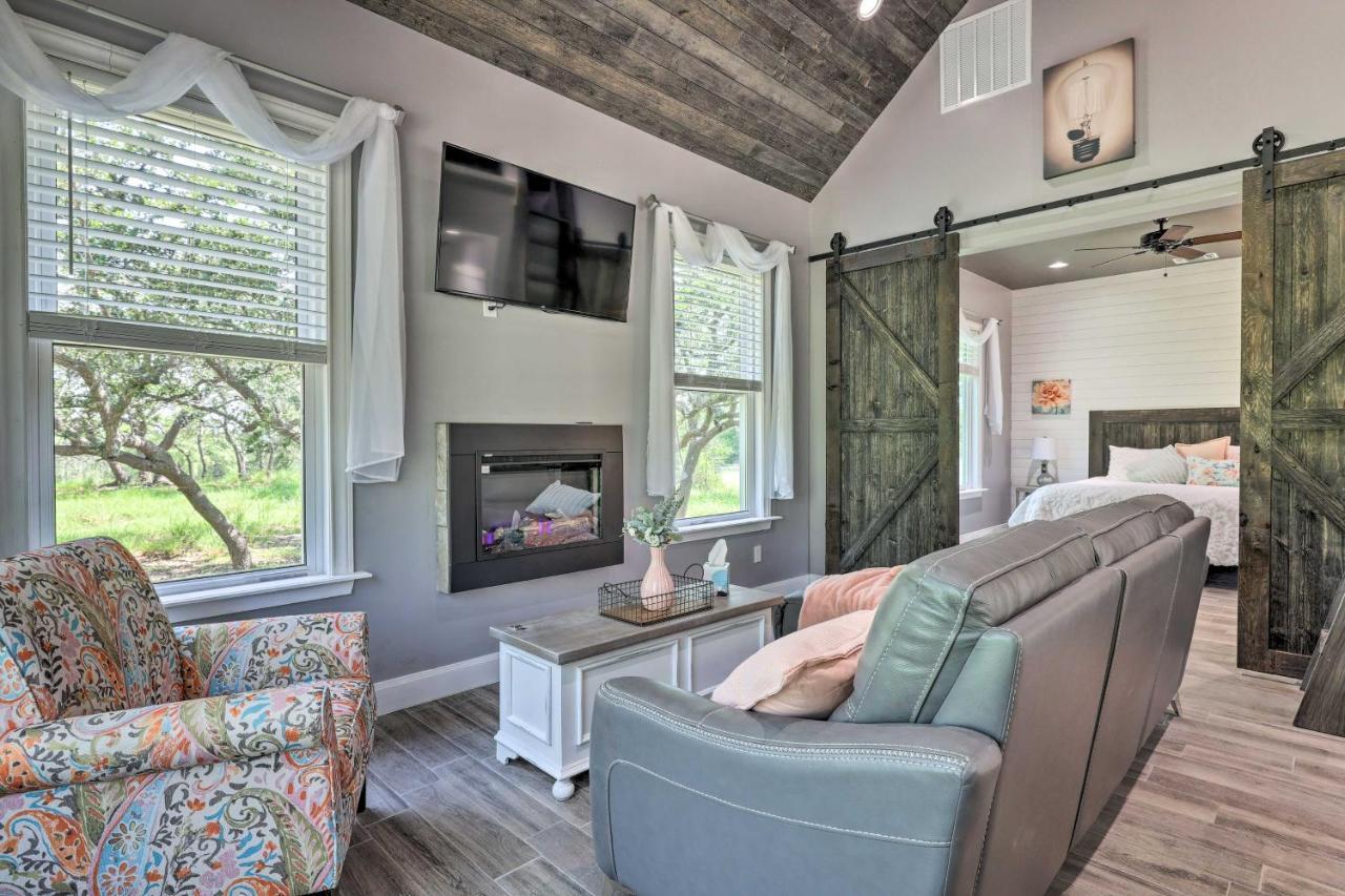 Cozy Spring Branch Cottage In Hill Country! 外观 照片